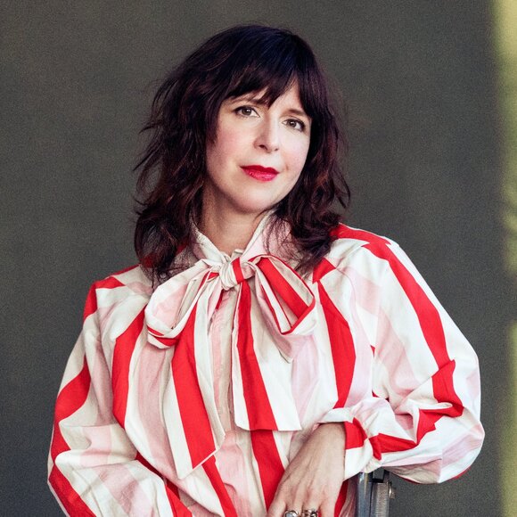 Meet your Posher, Sara - Picture 1 of 1